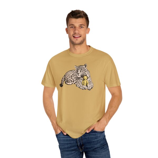 Snuggly Jaguar Relaxed Fit Unisex T-Shirt - Image 8