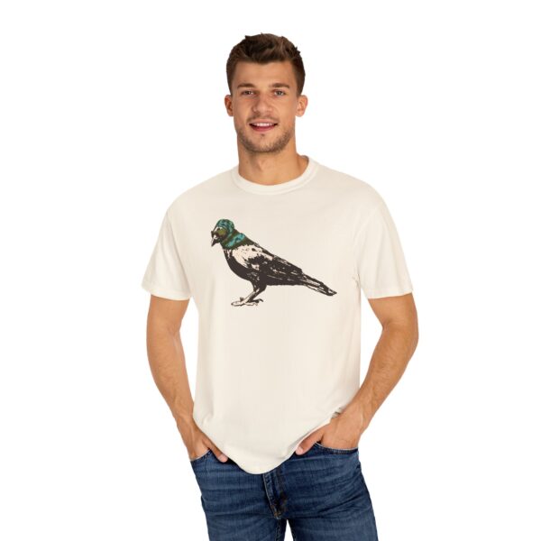 Mrs Raven Relaxed Fit Unisex Tee - Image 8
