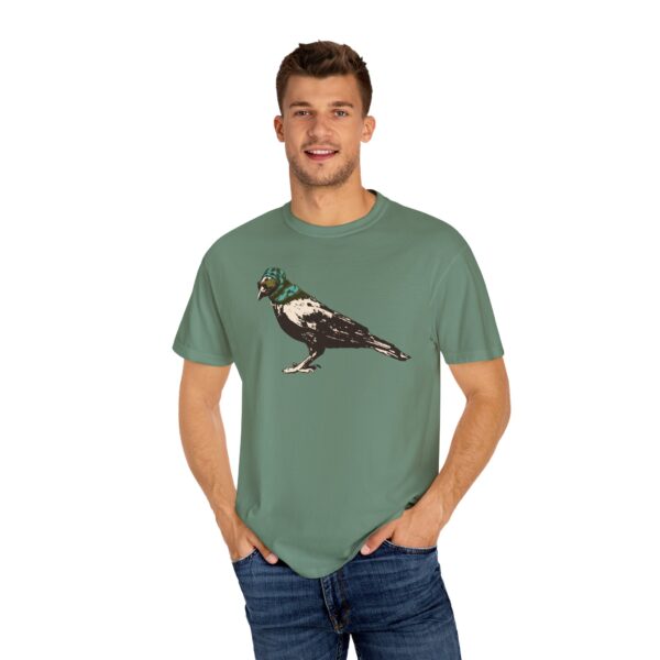Mrs Raven Relaxed Fit Unisex Tee - Image 12