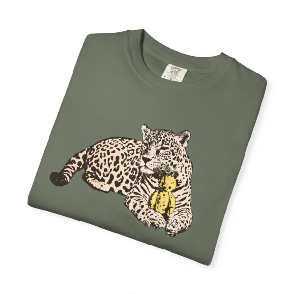Snuggly Jaguar Relaxed Fit Unisex T-Shirt - Image 14