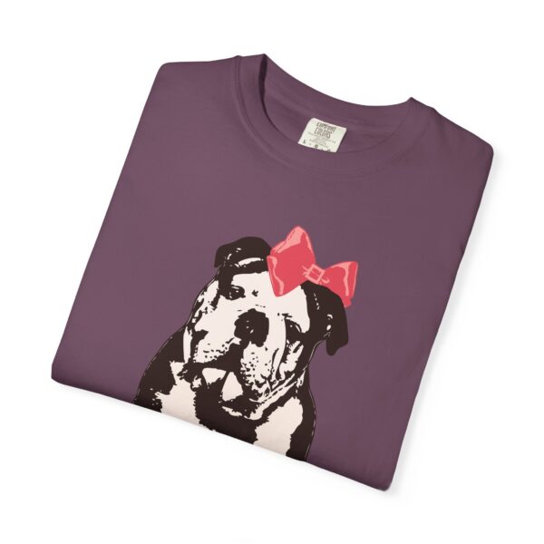 Sitting Pretty English Bulldog Relaxed Fit Unisex Tee - Image 15