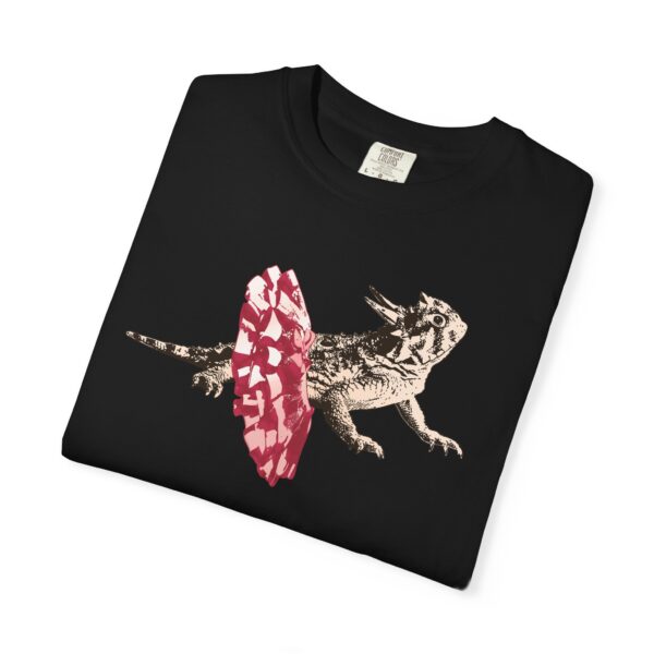 Dancing Horned Lizard Relaxed Fit T-Shirt, Whimsical Animal Graphic Tee, Playful T-Shirt for Nature Lovers, Casual Cotton Wear, Eco-Friendly - Image 14