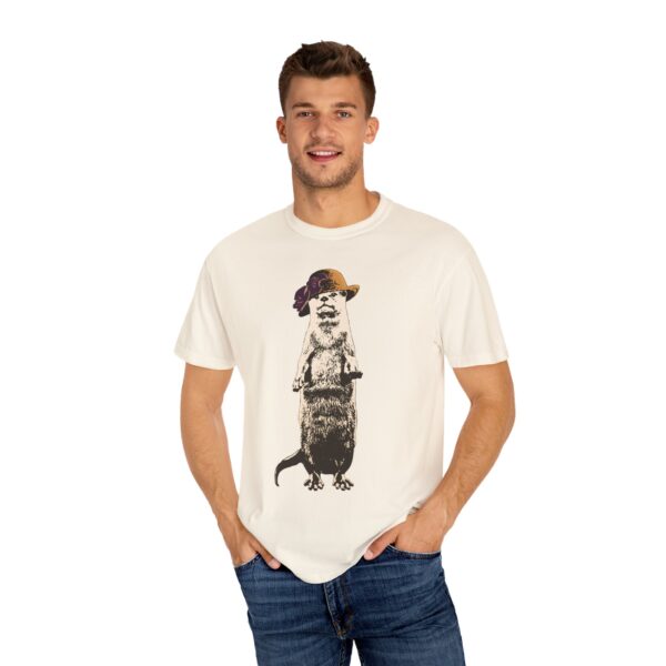 Otter Be Going Now Relaxed Fit T-Shirt, Animal Lover Gift, Cute Otter Graphic Tee, Vintage T-Shirt, Unique Shirt for Friends, Eco-Friendly - Image 8
