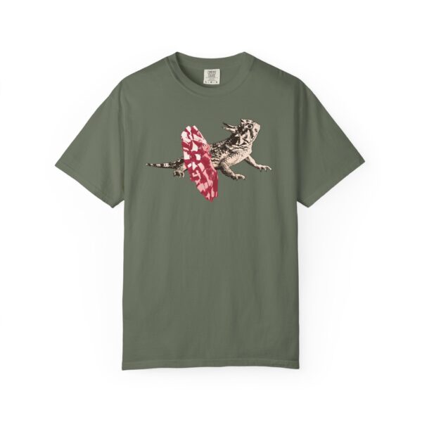 Dancing Horned Lizard Relaxed Fit T-Shirt, Whimsical Animal Graphic Tee, Playful T-Shirt for Nature Lovers, Casual Cotton Wear, Eco-Friendly - Image 8