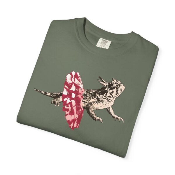 Dancing Horned Lizard Relaxed Fit T-Shirt, Whimsical Animal Graphic Tee, Playful T-Shirt for Nature Lovers, Casual Cotton Wear, Eco-Friendly - Image 10