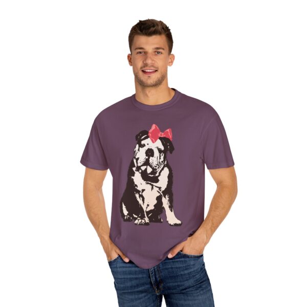 Sitting Pretty English Bulldog Relaxed Fit Unisex Tee - Image 16