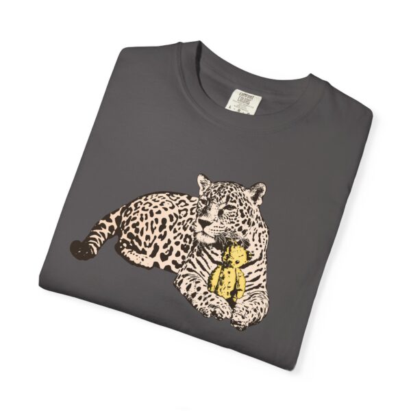 Snuggly Jaguar Relaxed Fit Unisex T-Shirt - Image 17