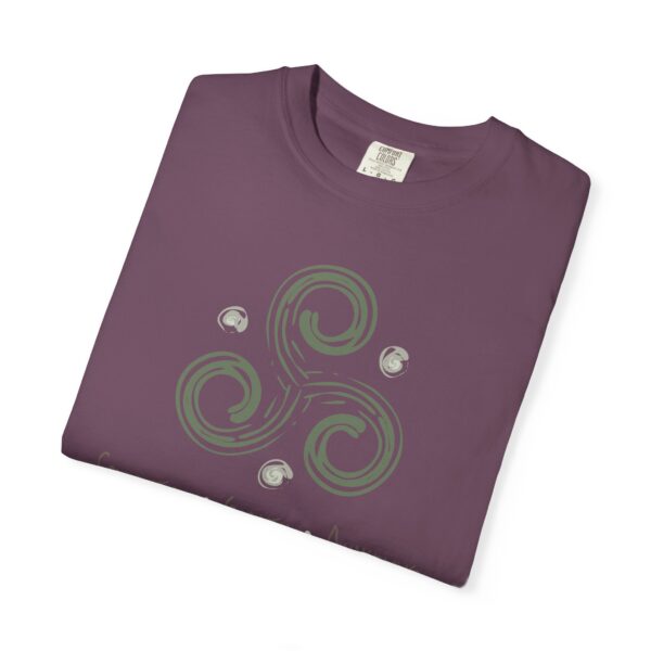 Connection, Growth, Awakening - Triskelion Heavyweight T-Shirt - Image 17