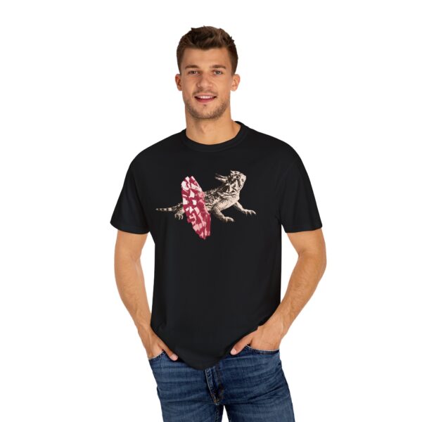 Dancing Horned Lizard Relaxed Fit T-Shirt, Whimsical Animal Graphic Tee, Playful T-Shirt for Nature Lovers, Casual Cotton Wear, Eco-Friendly - Image 15