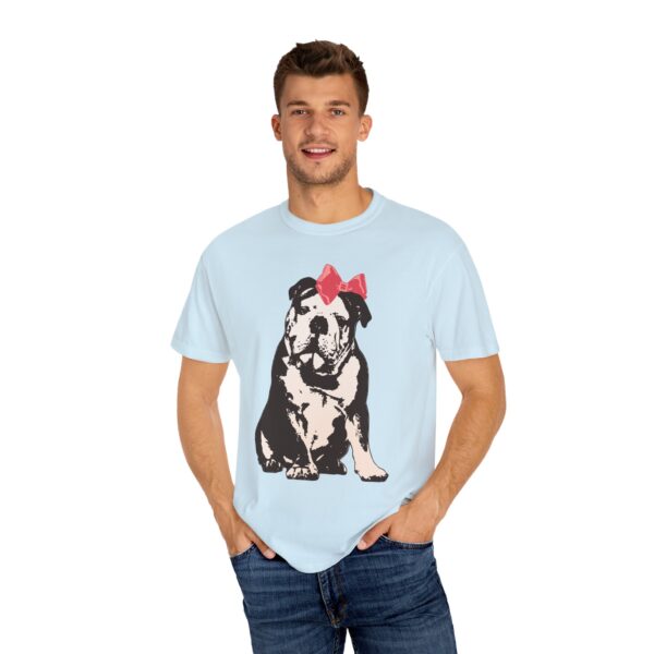 Sitting Pretty English Bulldog Relaxed Fit Unisex Tee - Image 12