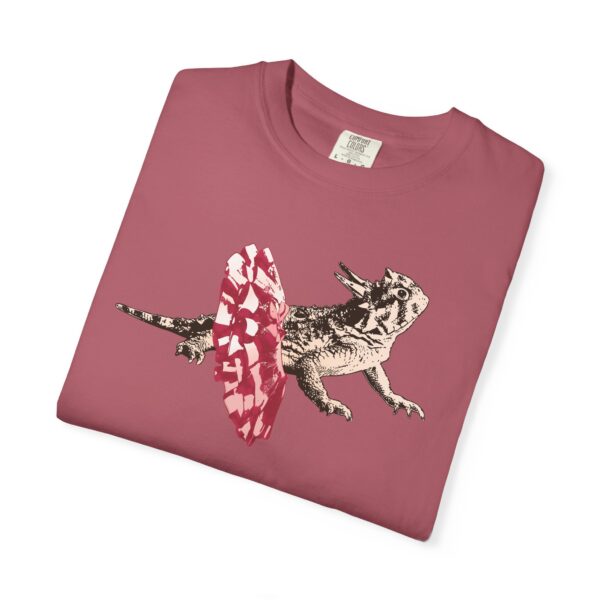 Dancing Horned Lizard Relaxed Fit T-Shirt, Whimsical Animal Graphic Tee, Playful T-Shirt for Nature Lovers, Casual Cotton Wear, Eco-Friendly - Image 18