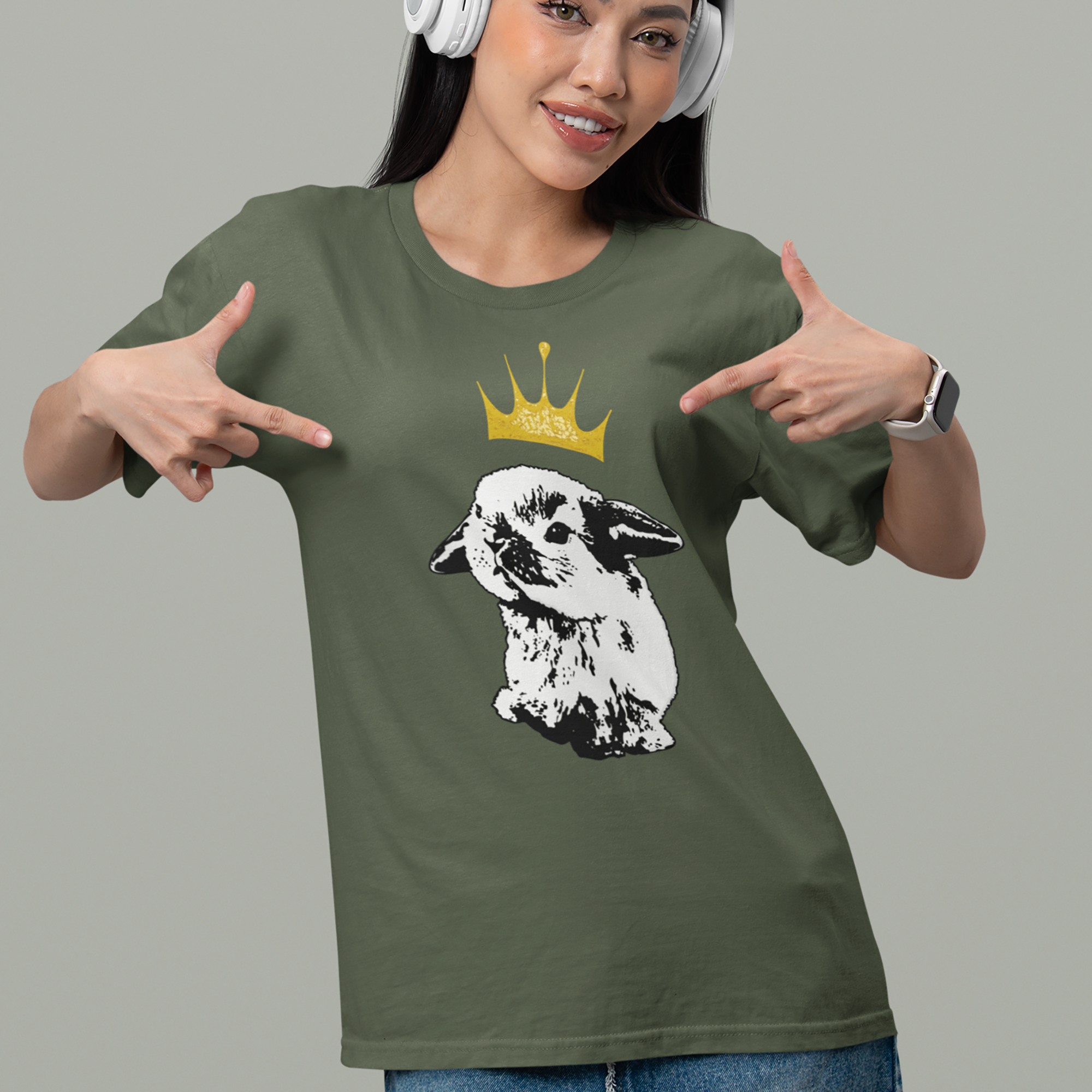 Grumpy Bunny with Crown Lightweight T-Shirt