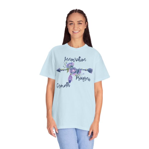 Innovation, Progress, Growth - Right Arrow Mediumweight T-Shirt - Image 18