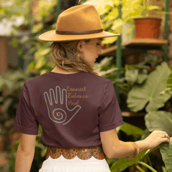 Connect, Balance, Heal - Reiki Hand Lightweight T-Shirt