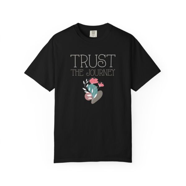 Trust the Journey Heavyweight T-Shirt - Floral Text - Image 12
