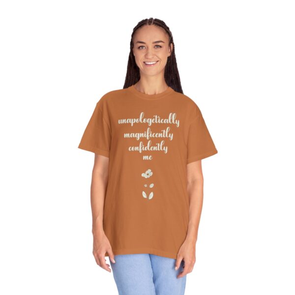 Confidently Me Heavyweight T-Shirt - Floral Text - Image 11