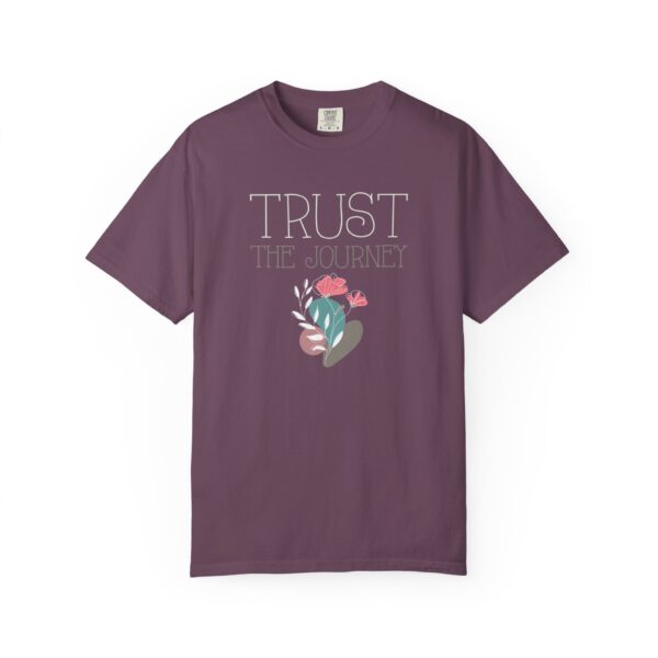 Trust the Journey Heavyweight T-Shirt - Floral Text - Image 7